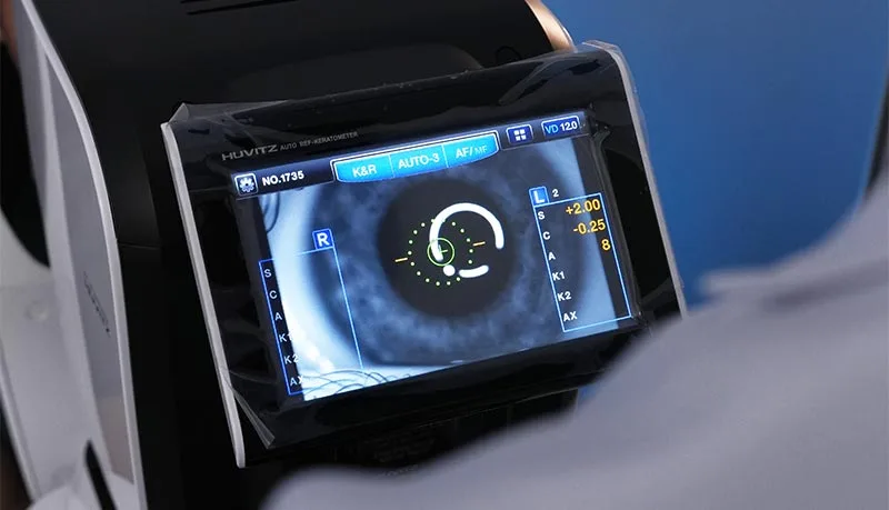 Equipos para estudios oftalmológicos especializados